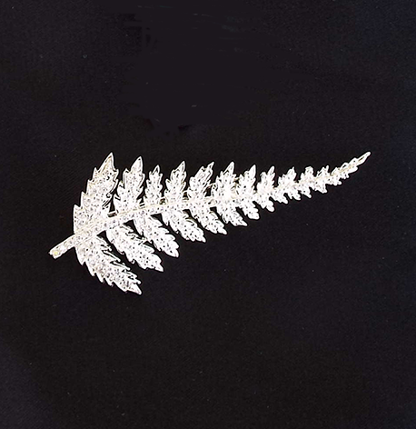 GS01: Sparkly Sterling Silver Fern Brooch or Pendant - GS01.png