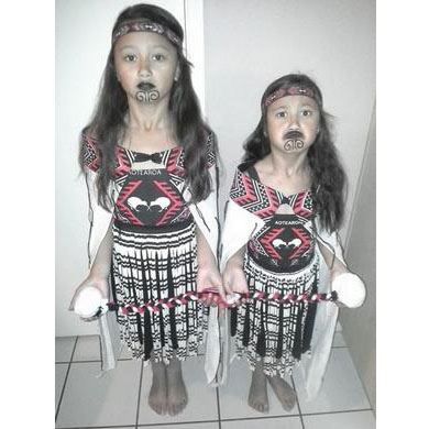 KH001 Maori girls costume cust photo